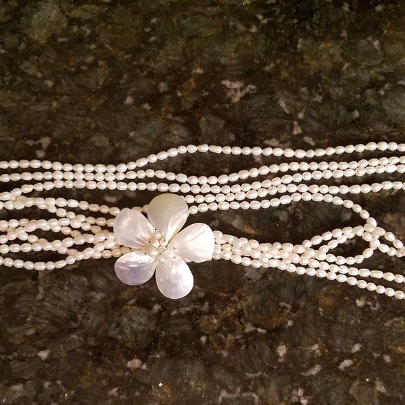 Gorgeous Oval Pearl Flower Necklace Long PRETTY - Picture 4 of 7